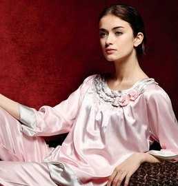 优雅与品质的融合——供应升派2010秋冬高档丝绸纯色女套1612